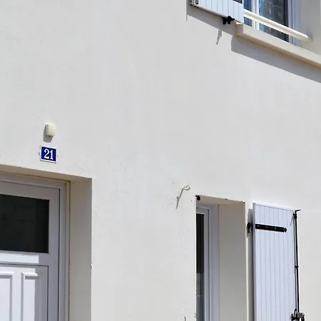 Maison Centre-ville A 150m Des Commerces Et 300m De La - Clim, Tv, Lave-vaisselle - Fr-1-22-256 Holiday home La Tranche-sur-Mer
